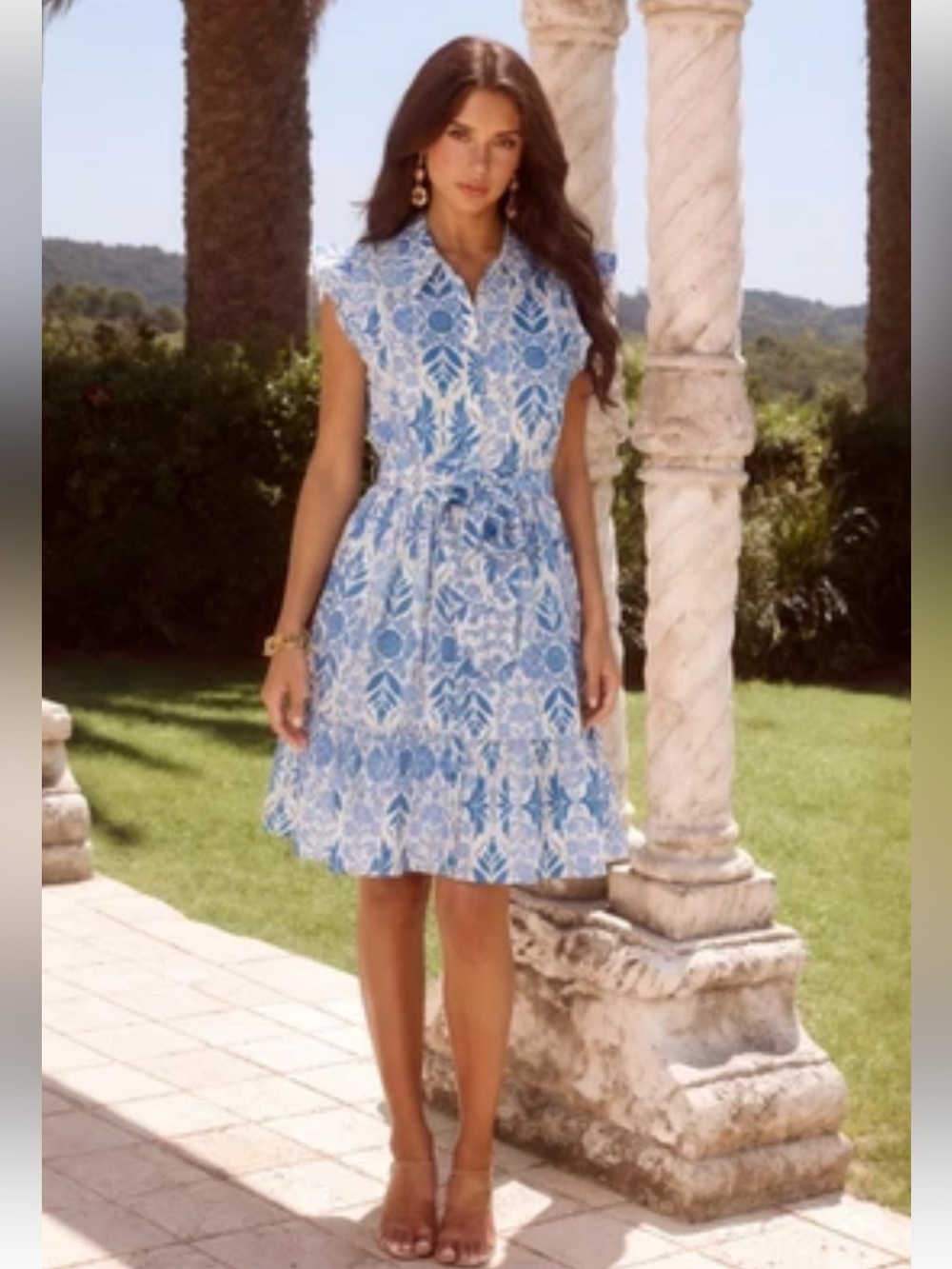 NWOT Ellen Tracy floral dress, size small.